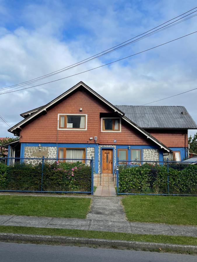 Hostal Das Hause Puerto Varas Buitenkant foto