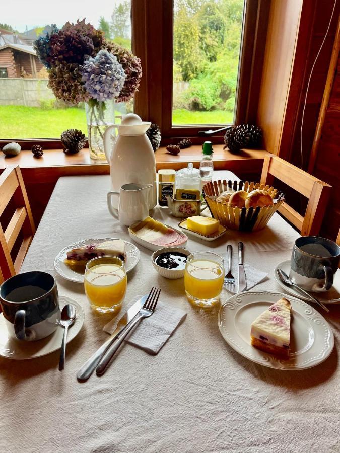 Hostal Das Hause Puerto Varas Buitenkant foto